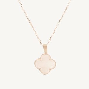 Elegant Flower Necklace